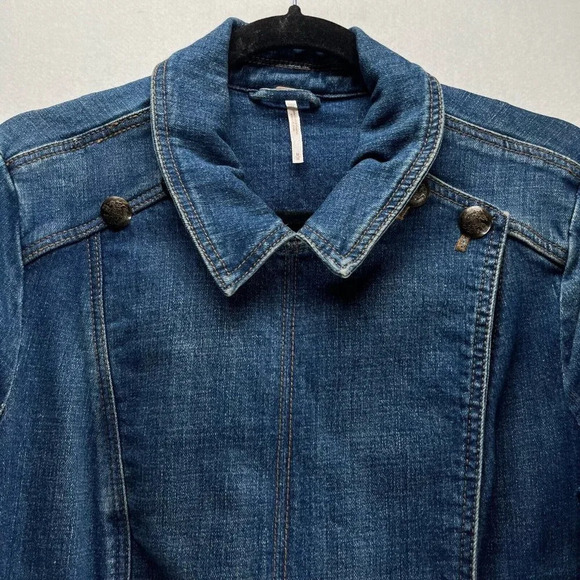 Free People Embroidered Demin Jacket Womens Size M Military Band Cropped Blue - Picture 3 of 11